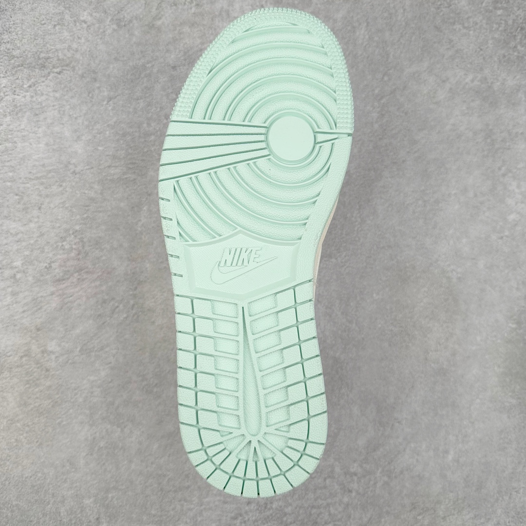 图片[9]-TS x Air Jordan AJ1 Low 倒钩低帮联名定制配色 XZ5158-001 原厂内置气垫魔块 A模大底 头层小牛皮 鞋舌AJ原厂专用牛津布+AJ专用反口珍珠布+原厂无杂质高弹内里海棉+特殊封边弹力鞋带 尺码：36 36.5 37.5 38 38.5 39 40 40.5 41 42 42.5 43 44 44.5 45 46 47.5-选品中心