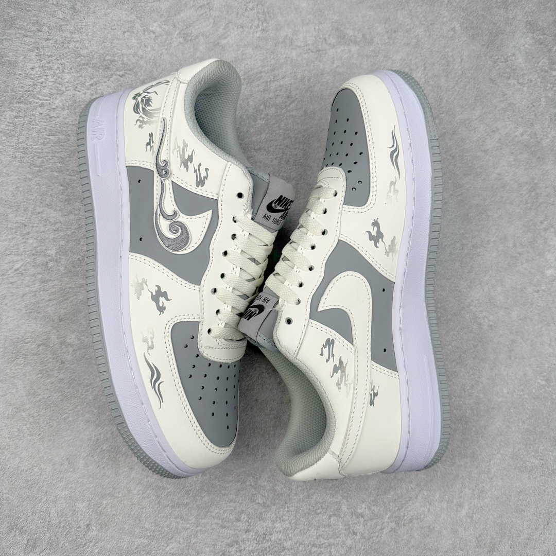 图片[3]-NK Air Force 1´07 Low 空军一号低帮百搭休闲运动板鞋 BV6088-103 柔软、弹性十足的缓震性能和出色的中底设计 横跨复古与现代的外型结合 造就出风靡全球 三十多年的Force 1 直到今天还深受青睐 尺码：36 36.5 37.5 38 38.5 39 40 40.5 41 42 42.5 43 44 44.5 45-选品中心