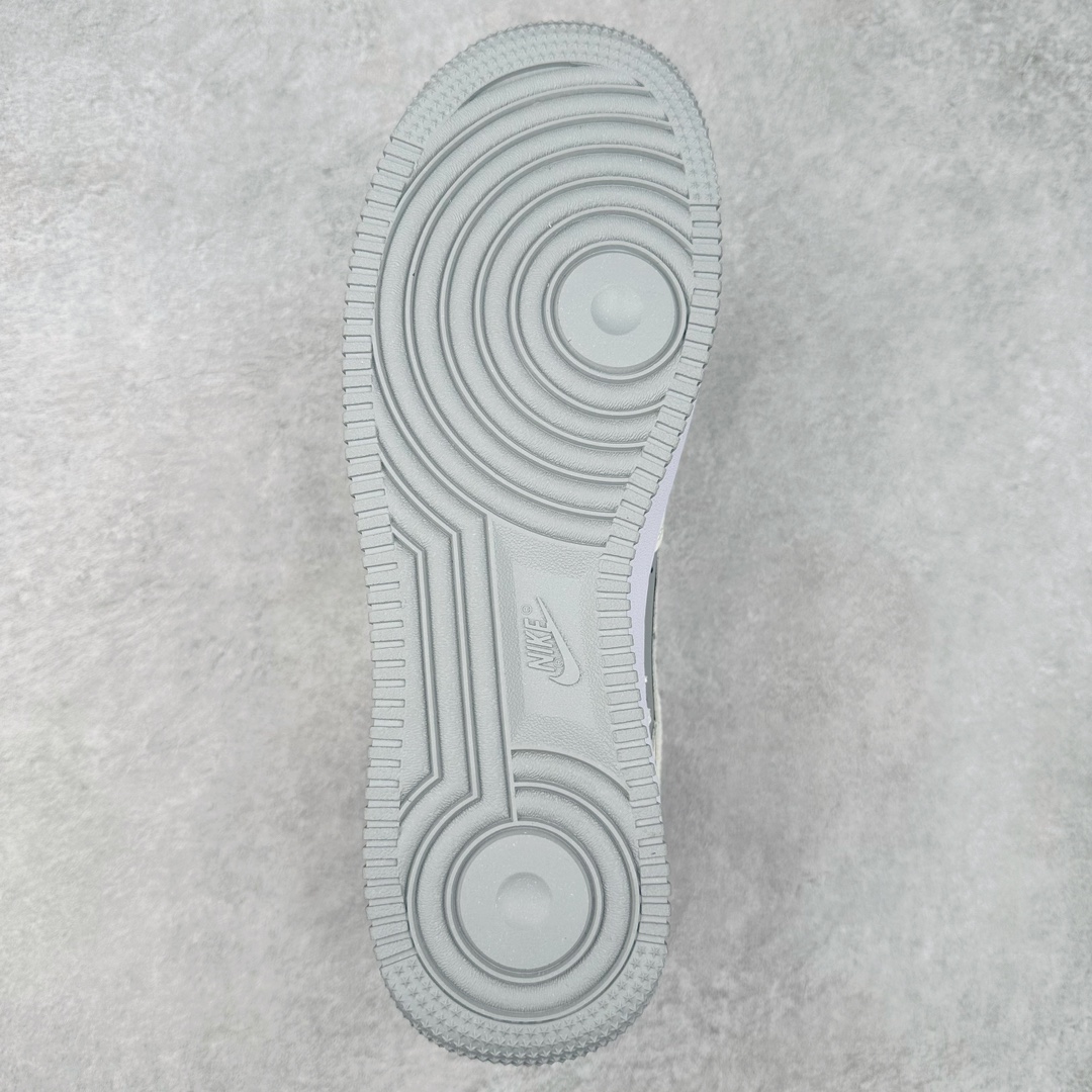 图片[9]-NK Air Force 1´07 Low 空军一号低帮百搭休闲运动板鞋 BV6088-103 柔软、弹性十足的缓震性能和出色的中底设计 横跨复古与现代的外型结合 造就出风靡全球 三十多年的Force 1 直到今天还深受青睐 尺码：36 36.5 37.5 38 38.5 39 40 40.5 41 42 42.5 43 44 44.5 45-选品中心