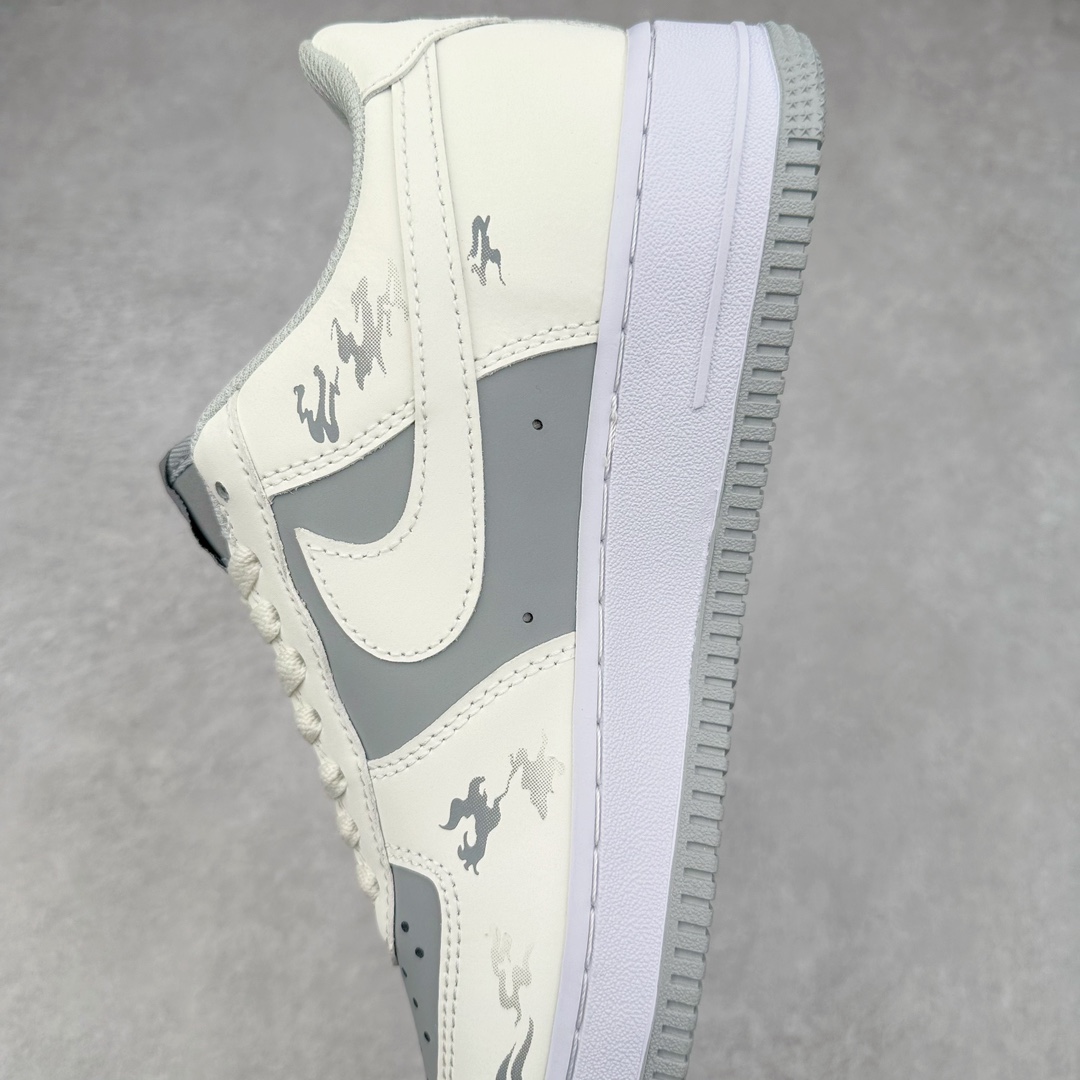 图片[7]-NK Air Force 1´07 Low 空军一号低帮百搭休闲运动板鞋 BV6088-103 柔软、弹性十足的缓震性能和出色的中底设计 横跨复古与现代的外型结合 造就出风靡全球 三十多年的Force 1 直到今天还深受青睐 尺码：36 36.5 37.5 38 38.5 39 40 40.5 41 42 42.5 43 44 44.5 45-选品中心