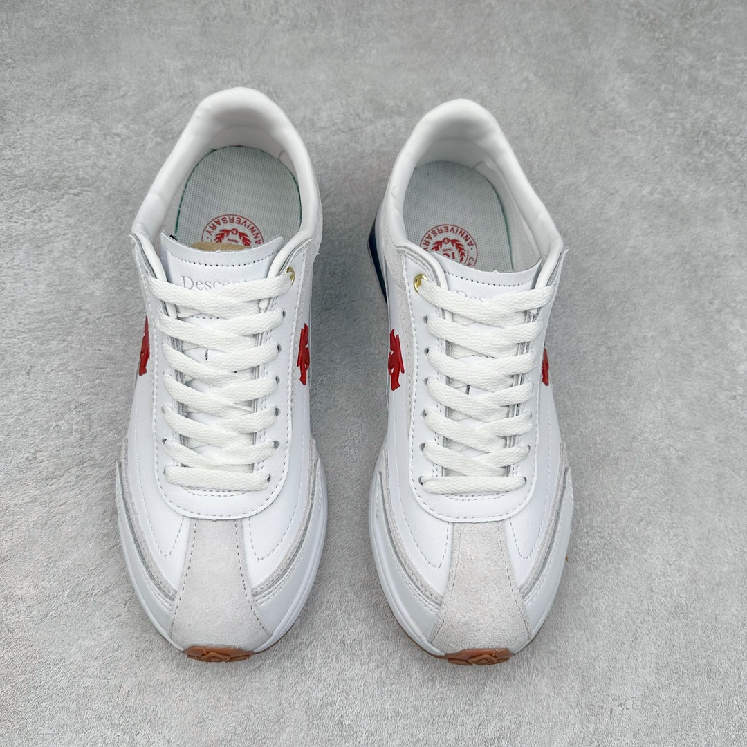 图片[2]-DESCENTE 迪桑特系带舒适百搭防滑耐磨低帮生活休闲鞋 原楦原纸版开发版型 鞋底设计有特殊的纹理或材料 以增加摩擦力 减少滑倒的风险 使用耐用的材料制成 能够承受长时间的使用和摩擦 减少磨损 尺码：36 36.5 37 38 38.5 39 40 40.5 41 42 42.5 43 44 45-选品中心