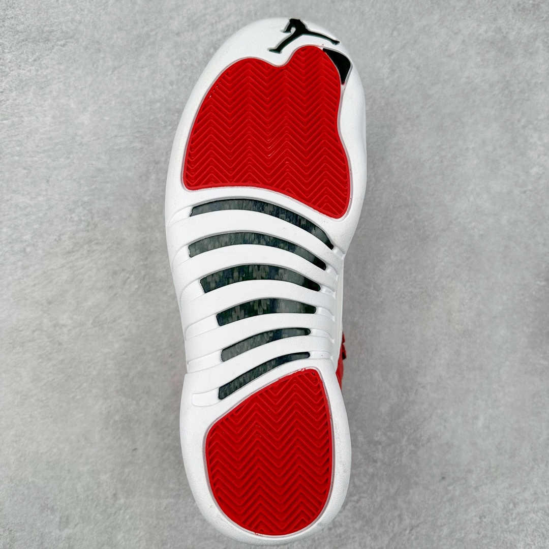 图片[9]-＃NC版 Air Jordan AJ12 Retro 红白 130690-600 原楦原纸板开发 原汁原味12代鞋型 进口原厂皮料 原厂碳板 原装材料 原厂定制金属扣 原厂电绣 支持与公司货全方位对比 只服务于5%懂鞋的高端客户 发国外可支持各种retail商店充正寄售 尺码：40 40.5 41 42 42.5 43 44 44.5 45 45.5 46 47.5-选品中心
