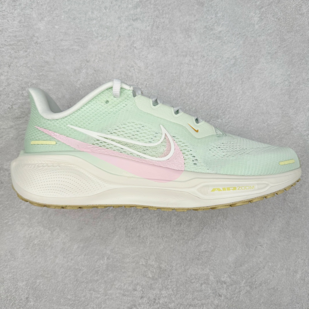 ＃TG纯原 NK Zoom Pegasus 飞马41代马拉松系列网面透气缓震疾速跑鞋 HM3732-361 拥有 Zoom Air 一如既往的稳定感和流畅感 鞋面采用工程网眼设计 为特定高热区域营造出色透气性 进一步增加鞋面的穿孔数量 让足部能够快速散热 中足搭配 Flywire 飞线 在高速运动时营造舒适稳定的贴合感 内置Zoon气垫加持 动力十足 尺码：36 36.5 37.5 38 38.5 39 40 40.5 41 42 42.5 43 44 44.5 45-选品中心