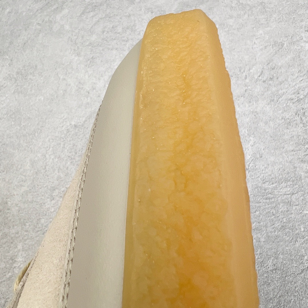 图片[12]-＃LJ渠道版福利 Maison Margiela Calfskin Replica 马吉拉复古低帮时尚德训鞋 上万点击率爆款 高端零售专供批次 全套原楦原纸板原厂数据开发 全鞋荧光划线卡点 胶水把控整洁度追求极致完美 多重QC质检 超越公司货的品控标准 实实在在的免检产品 原盒原配防尘袋购物卡 全网唯一正确0-23数字排版 一比一间距字体 内里全头层小羊皮 原版防滑鞋底设计 灰色翻毛牛皮 白色细纹贝利头层皮 依照原版逐帧开发 原装淡粉纸板中底带编号钢印 尺码对应库存‼️-选品中心