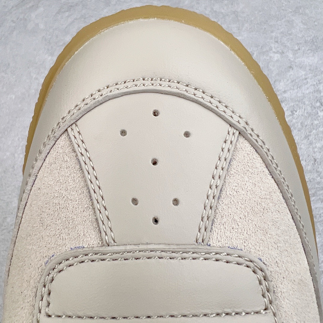 图片[11]-＃LJ渠道版福利 Maison Margiela Calfskin Replica 马吉拉复古低帮时尚德训鞋 上万点击率爆款 高端零售专供批次 全套原楦原纸板原厂数据开发 全鞋荧光划线卡点 胶水把控整洁度追求极致完美 多重QC质检 超越公司货的品控标准 实实在在的免检产品 原盒原配防尘袋购物卡 全网唯一正确0-23数字排版 一比一间距字体 内里全头层小羊皮 原版防滑鞋底设计 灰色翻毛牛皮 白色细纹贝利头层皮 依照原版逐帧开发 原装淡粉纸板中底带编号钢印 尺码对应库存‼️-选品中心