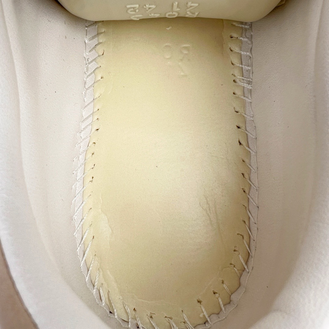 图片[18]-＃LJ渠道版福利 The Last Redemption Spacecourt 系列复古时尚潮流低帮板鞋 唯一正确手工做旧效果 虽然在LA成立到现在才短短3年 但是已经俘获了国内很多icon 特别是今年王一博的上身突然让这个品牌爆火 复古的氧化鞋底搭配拥有小trainer外号的设计 搭配起来不要太好看 舒适的脚感也让这款鞋成为一双不错的日常单品 尺码：40 41 42 43 44 45-选品中心