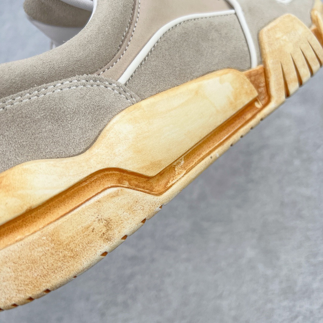 图片[15]-＃LJ渠道版福利 The Last Redemption Spacecourt 系列复古时尚潮流低帮板鞋 唯一正确手工做旧效果 虽然在LA成立到现在才短短3年 但是已经俘获了国内很多icon 特别是今年王一博的上身突然让这个品牌爆火 复古的氧化鞋底搭配拥有小trainer外号的设计 搭配起来不要太好看 舒适的脚感也让这款鞋成为一双不错的日常单品 尺码：40 41 42 43 44 45-选品中心