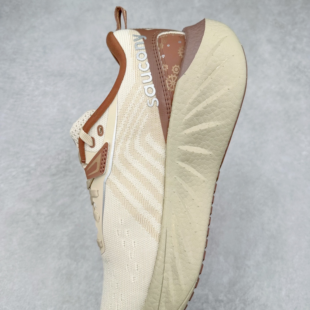 图片[7]-＃SG纯原 Saucony Triumph 22 索康尼胜利22代旗舰级缓震型跑鞋 性能相比前几代再升级：鞋面采用全新升级的工学网设计 贴合脚部更透气 中底部分使用最新的PWRRUN+材质 搭配PWRRUN+鞋垫使中底的大幅加厚 10mm坡差进一步提供缓震、回弹性能 内底则采用了FORMFIT动态适应系统 动态契合脚型 提升包裹性和舒适性 提供更卓越的动态回馈体验 XT-900橡胶大底 可提供良好的抓地力和较强抗磨性能 尺码：35.5 36 36.5 37.5 38 38.5 39 40 40.5 41 42 42.5 43 44 44.5 45-选品中心