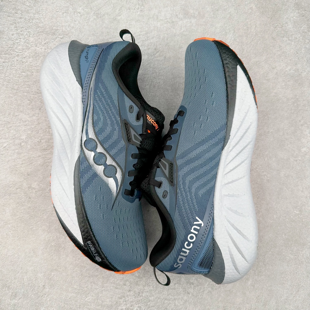 图片[3]-＃SG纯原 Saucony Triumph 22 索康尼胜利22代旗舰级缓震型跑鞋 性能相比前几代再升级：鞋面采用全新升级的工学网设计 贴合脚部更透气 中底部分使用最新的PWRRUN+材质 搭配PWRRUN+鞋垫使中底的大幅加厚 10mm坡差进一步提供缓震、回弹性能 内底则采用了FORMFIT动态适应系统 动态契合脚型 提升包裹性和舒适性 提供更卓越的动态回馈体验 XT-900橡胶大底 可提供良好的抓地力和较强抗磨性能 尺码：35.5 36 36.5 37.5 38 38.5 39 40 40.5 41 42 42.5 43 44 44.5 45-选品中心