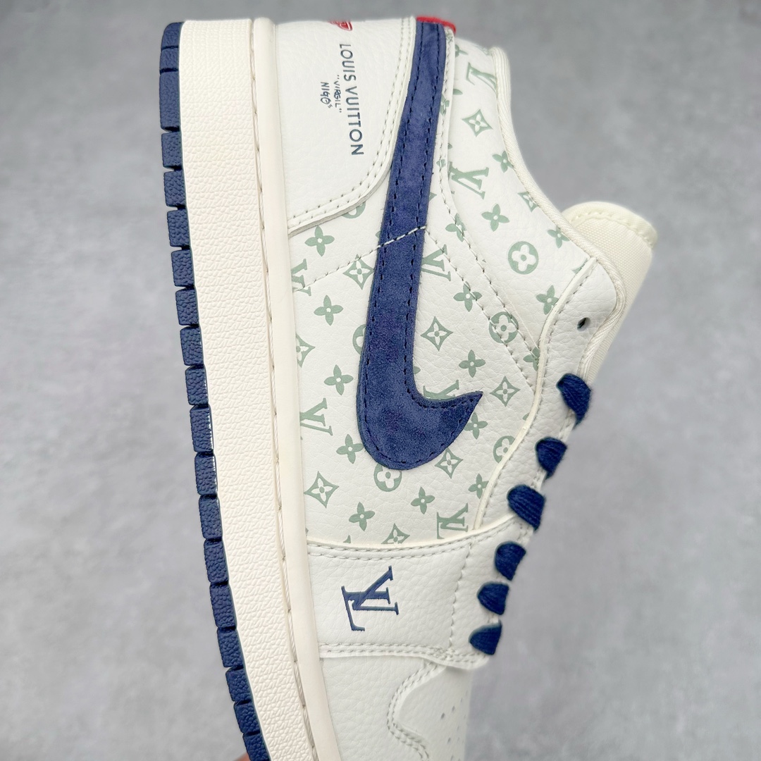 图片[6]-Air Jordan AJ1 Low 低帮系列定制配色 WG8850-001 原厂内置气垫魔块 A模大底 头层小牛皮 鞋舌AJ原厂专用牛津布+AJ专用反口珍珠布+原厂无杂质高弹内里海棉+特殊封边弹力鞋带 尺码：36 36.5 37.5 38 38.5 39 40 40.5 41 42 42.5 43 44 44.5 45 46-选品中心