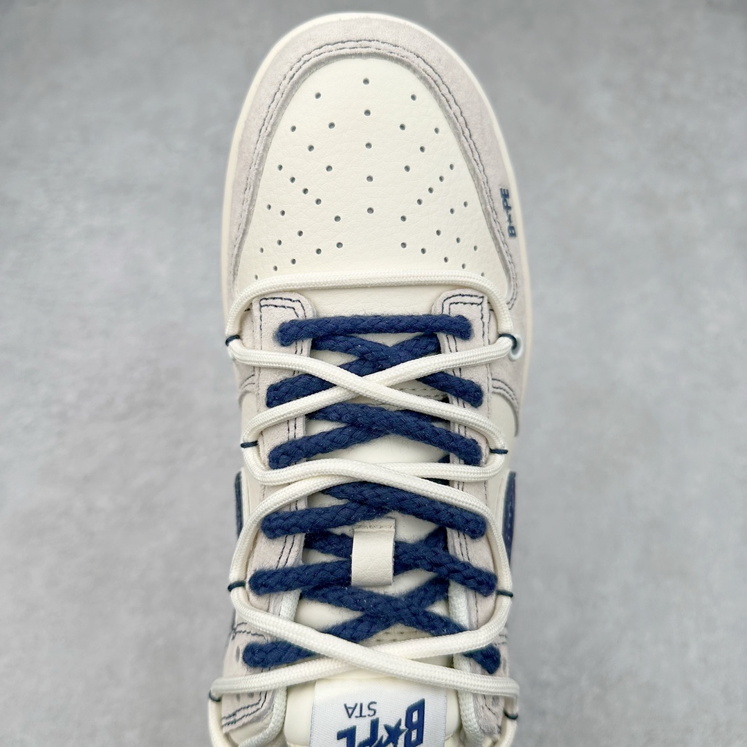 图片[4]-NK Dunk Low 定制配色 SJ2068-298 大厂出品 极力推荐 原装头层材料 独家版型蒸餾加工帶來的是更好的视觉和脚感体验大厂纯原品质出货 清洁度 电绣工艺 皮料切割干净无任何毛边 细节完美 尺码：36 36.5 37.5 38 38.5 39 40 40.5 41 42 42.5 43 44 44.5 45 46 47.5-选品中心