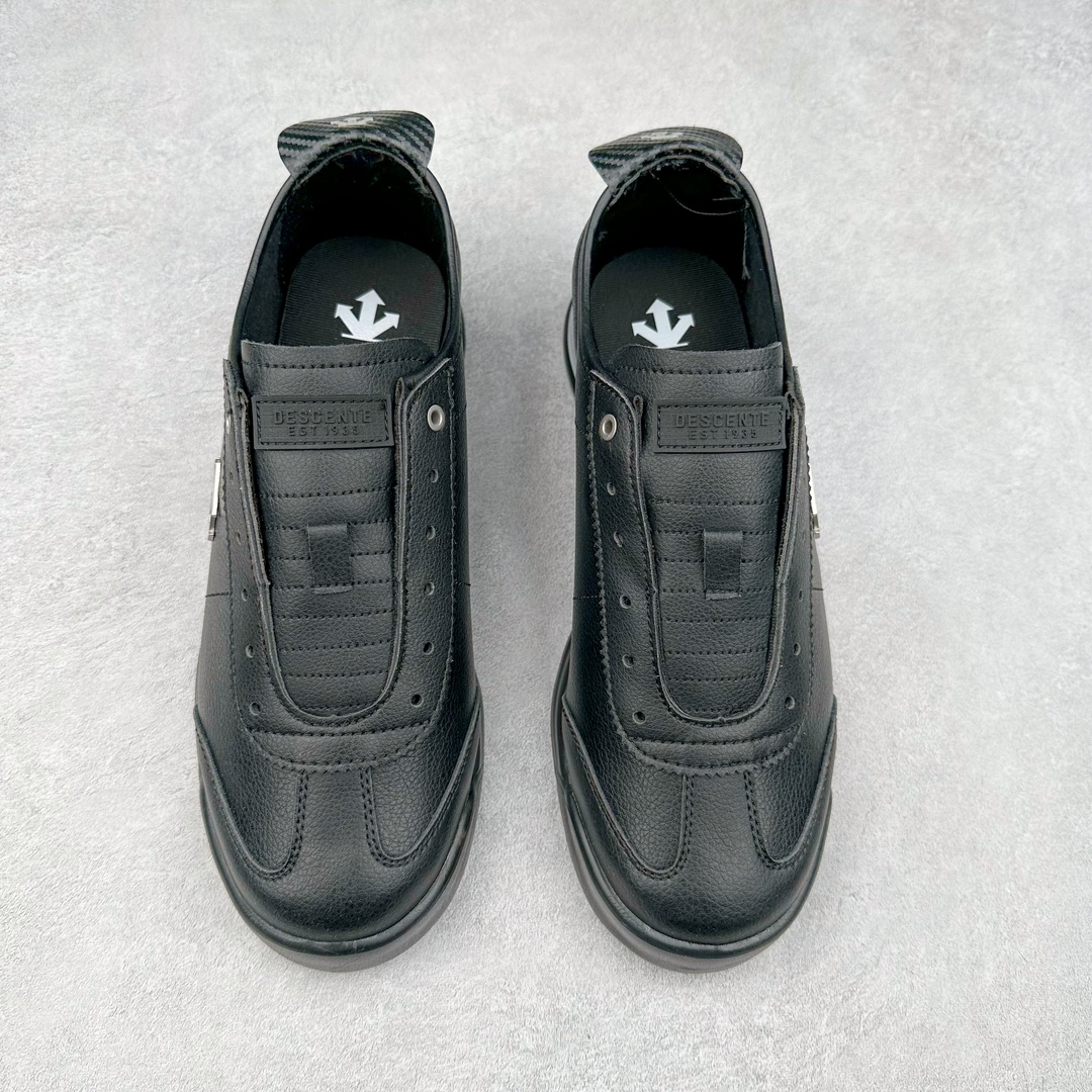 图片[2]-DESCENTE 迪桑特系带舒适百搭防滑耐磨低帮生活休闲鞋 原楦原纸版开发版型 鞋底设计有特殊的纹理或材料 以增加摩擦力 减少滑倒的风险 使用耐用的材料制成 能够承受长时间的使用和摩擦 减少磨损 尺码：36 36.5 37 38 38.5 39 40 40.5 41 42 42.5 43 44 45-选品中心