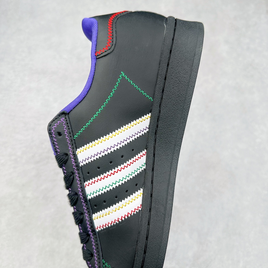 图片[7]-AD Originals Superstar 经典复古贝壳头板鞋 GE8988 诞生于1969年 是第一双将全皮面鞋 身与橡胶鞋头结合在一起的低帮篮球鞋 Superstar最开始 是作为高帮篮球鞋Pro Model的低帮版本而出现的 但因为其独特和醒目的橡胶鞋头造型而让大家熟知 被大家形象地称为\\\”shelltoe\\\”贝壳头 在70年代的美国职业篮球场上 接近3/4的NBA球员都将这双Superstar作为场上用鞋 80年代之后 经过不断的改良和发展 Superstar逐渐成为横跨时装、音乐、街头文化、休闲和运动等各大领域的时尚潮鞋 尺码：36 36.5 37 38 38.5 39 40 40.5 41 42 42.5 43 44 44.5 45-选品中心