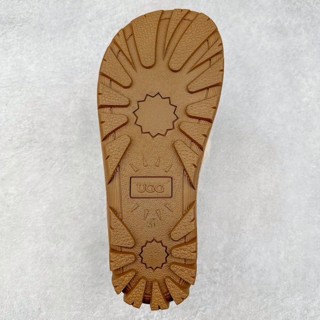 图片[9]-UGG W Classic Coquette Clog Slipper II 科凯特2.0系列时尚居家穆勒风包头舒适保暖露跟半拖鞋 货号：OB938 产品描述：休闲系列作为本季主力系列，轻盈耐磨的橡胶大底，让穿着的舒适性提升 品名：Classic Coquette Clog Slipper II 科凯特2.0系列鞋面：翻毛皮革/织物 尺码：35-40-选品中心