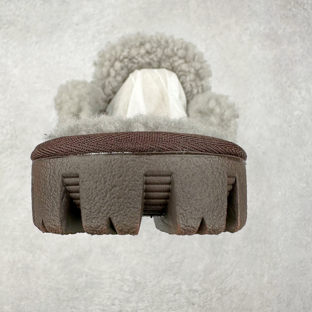 图片[8]-UGG W Classic Coquette Clog Slipper II 科凯特2.0系列时尚居家穆勒风包头舒适保暖露跟半拖鞋 货号：OB938 产品描述：休闲系列作为本季主力系列，轻盈耐磨的橡胶大底，让穿着的舒适性提升 品名：Classic Coquette Clog Slipper II 科凯特2.0系列鞋面：翻毛皮革/织物 尺码：35-40-选品中心