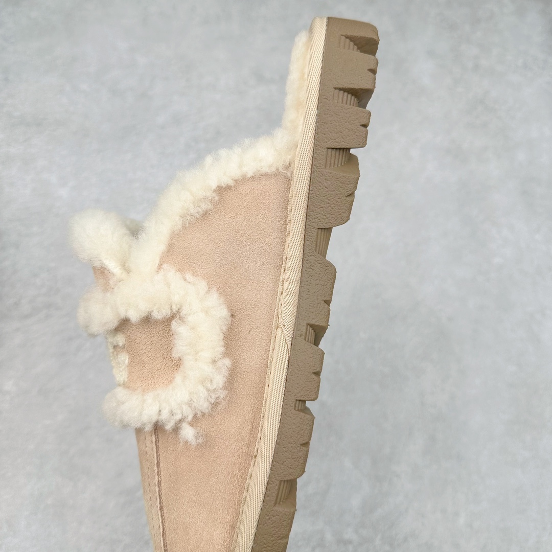 图片[7]-UGG W Classic Coquette Clog Slipper II 科凯特2.0系列时尚居家穆勒风包头舒适保暖露跟半拖鞋 货号：OB938 产品描述：休闲系列作为本季主力系列，轻盈耐磨的橡胶大底，让穿着的舒适性提升 品名：Classic Coquette Clog Slipper II 科凯特2.0系列鞋面：翻毛皮革/织物 尺码：35-40-选品中心
