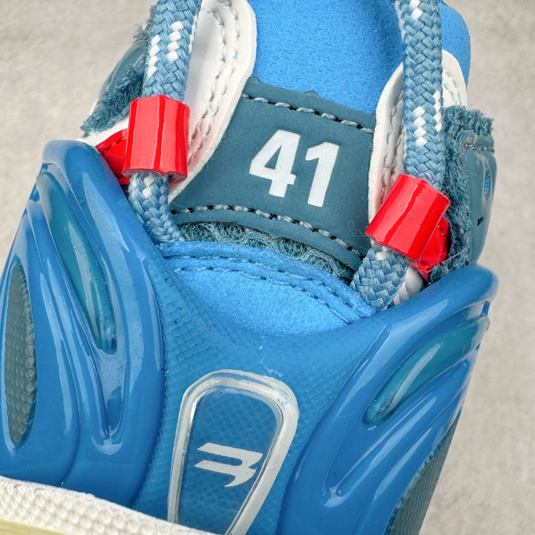 图片[16]-＃VG零售版 BALENCIAGA Runner Sneaker 巴黎世家七代慢跑系列低帮复古野跑潮流运动鞋老爹鞋 尼龙和网布材质 磨损效果 鞋头边缘印有尺码 背面浮印尺码 外侧印有跑者徽标 鞋舌刺绣 Balenciaga 品牌标识 鞋跟背面 Balenciaga品牌标识 材质采用65%聚氨酯、35%聚酯纤维 全新 Runner 鞋型轮廓借鉴于 2000 年初的复古线条 搭载大网眼面料制成鞋面基础，由粉色、白色尼龍与橡胶质地覆盖鞋面诠释线条感 当中透过几道手缝线与折损痕更是精准的掌握历经时间淬炼的破旧痕迹 延续其手法至鞋领、鞋跟、鞋带、中底等部分均饰有破损及脏污之貌 尤其是鞋领处与鞋带孔眼条更是采用不规则做旧技术将内容物泡棉随机露出 尺码：35 36 37 38 39 40 41 42 43 44 45 46-选品中心