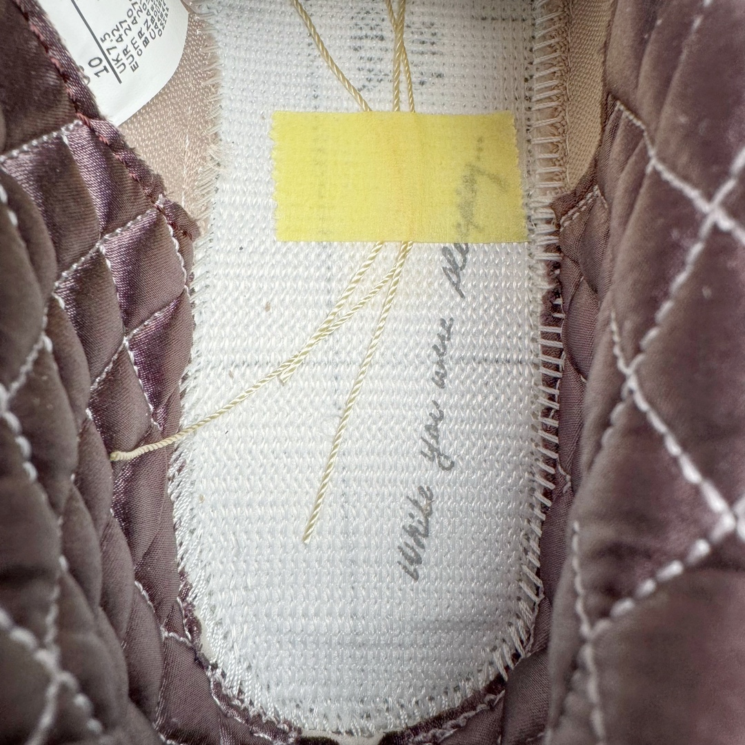 图片[10]-＃DT/R1纯原 A Ma Maniére x Air Jordan AJ4 Retro SP\\\”Violet Ore\\\” AMM联名淡粉 FZ4810-200 原鞋开发原楦原纸板同源开发 完美呈现乔4的版型 内侧正确双色网格 还原细节 原厂皮料 正确气垫颜色 正确网格工艺 正确拉帮工艺 全鞋原装材料制作 原档案原模具打造 支持全方位与正品对比 尺码：40 40.5 41 42 42.5 43 44 44.5 45 46 47.5 48.5-选品中心