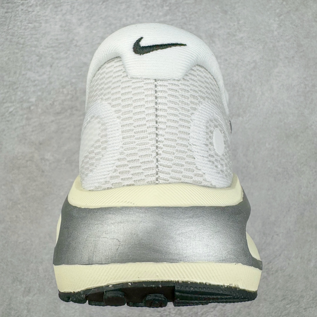 图片[8]-＃TG纯原 NK Journey Run 旅程慢跑系列低帮轻质缓震休闲运动公路跑步鞋 FJ7765-104 采用科技织法轻盈织物合成鞋面材质 搭载柔软厚实ComfiRide 泡绵缓震组合外置防滑耐磨橡胶底片 穿上 Journey Run 公路跑步鞋 尽情畅跑 享受每一步的风景 搭载柔软厚实的 ComfiRide 泡绵缓震配置 助你征服充满挑战的路面 大步流星 微笑前行 该鞋款舒适非凡 让你爱不释脚 尺码：35.5 36 36.5 37.5 38 38.5 39 40 40.5 41 42 42.5 43 44 44.5 45-选品中心