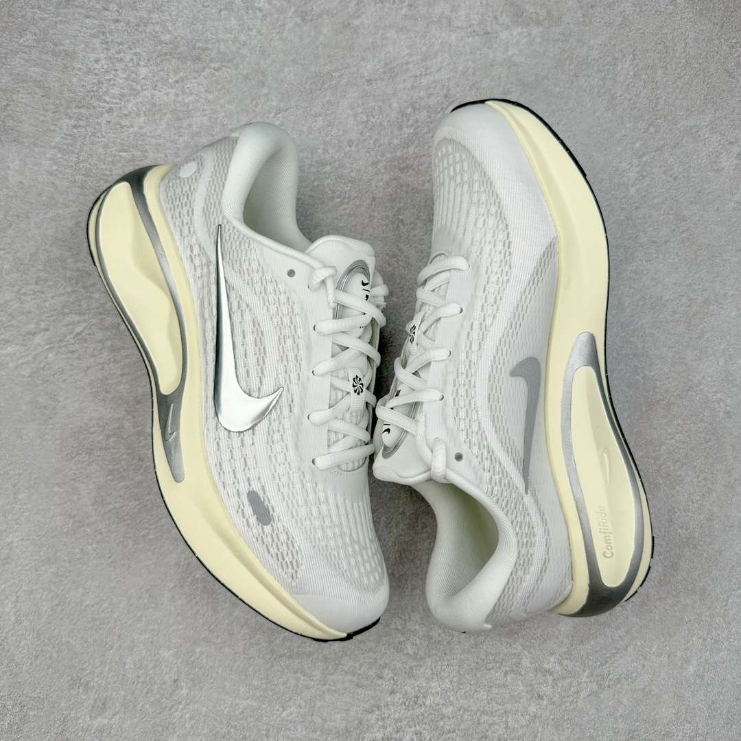 图片[3]-＃TG纯原 NK Journey Run 旅程慢跑系列低帮轻质缓震休闲运动公路跑步鞋 FJ7765-104 采用科技织法轻盈织物合成鞋面材质 搭载柔软厚实ComfiRide 泡绵缓震组合外置防滑耐磨橡胶底片 穿上 Journey Run 公路跑步鞋 尽情畅跑 享受每一步的风景 搭载柔软厚实的 ComfiRide 泡绵缓震配置 助你征服充满挑战的路面 大步流星 微笑前行 该鞋款舒适非凡 让你爱不释脚 尺码：35.5 36 36.5 37.5 38 38.5 39 40 40.5 41 42 42.5 43 44 44.5 45-选品中心