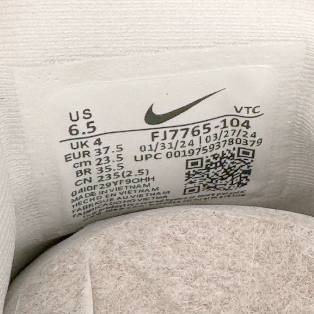 图片[20]-＃TG纯原 NK Journey Run 旅程慢跑系列低帮轻质缓震休闲运动公路跑步鞋 FJ7765-104 采用科技织法轻盈织物合成鞋面材质 搭载柔软厚实ComfiRide 泡绵缓震组合外置防滑耐磨橡胶底片 穿上 Journey Run 公路跑步鞋 尽情畅跑 享受每一步的风景 搭载柔软厚实的 ComfiRide 泡绵缓震配置 助你征服充满挑战的路面 大步流星 微笑前行 该鞋款舒适非凡 让你爱不释脚 尺码：35.5 36 36.5 37.5 38 38.5 39 40 40.5 41 42 42.5 43 44 44.5 45-选品中心