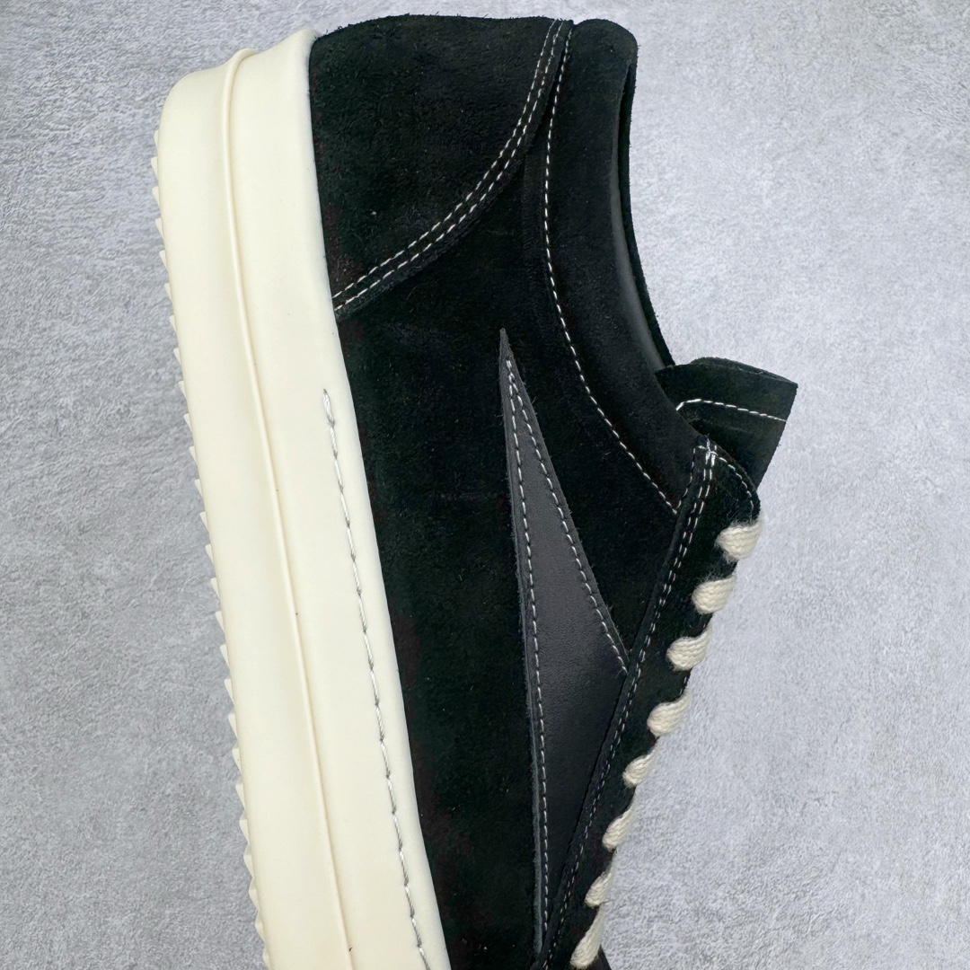 图片[6]-＃GD广顶 Rick Owens Drkshdw 瑞克·欧文斯低帮皮面时尚运动板鞋 奶白 二级市场已经7K以上 平台客户随意卖四位数 RO广东原厂出品 纯原天花板 原版一比一复刻 冲正绝不翻车 还原度达到百分之98以上 原楦开发纸版版型 ZP拆解原版1：1复模裁片纸版 力求做到0错位 这样才能达到和zp一致的鞋型味道 采用进口cnc数控机床开发对版独家tpu奶香大底 区别于市场所有版本 zp同源全头层粒面小牛皮 达到和zp一致手感 原厂进口细纹布 万邦订购原厂高弹粉红色海绵 内里搭配软质细腻羊皮 TPU高密度大底 软硬度透光度高已经测试和原版一致 尺码：39 40 41 42 43 44 45 46-选品中心