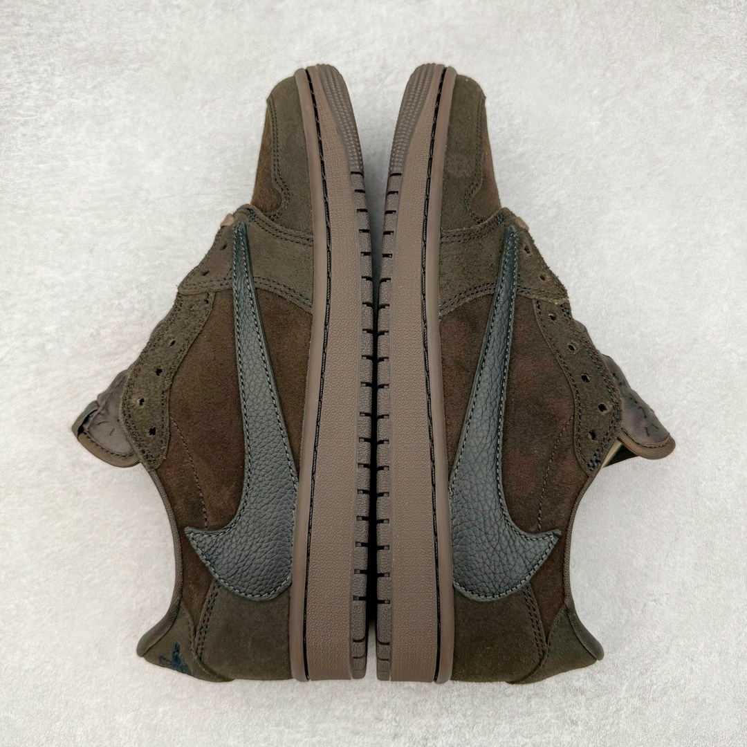 图片[4]-＃FK纯原 Travis Scott x Air Jordan AJ1 Low OG SP TS联名倒钩9.0低帮 黑棕 DM7688-202 外贸高端零售特供批次 产品品控稳定性领先行业 各方面均可对飙L版 良心定价不杀猪 原厂全套原楦原纸板冲刀磨具开发 原厂皮料加持 原厂港宝加持定型后跟R度完美 同源原厂电绣 鬼脸飞翼针数密度立体效果一致 百分百一致原鞋 原厂拉帮工艺 针距密度一致 后跟弧度收口自然不对折 极致一眼正品既视感 进口玻璃冲刀皮料裁剪零毛边 全鞋电脑针车工艺 品控清洁度最高QC检验标准 免检产品 原厂订购鞋盒、鞋标、防尘纸、鞋撑、鞋带 追求极致的原厂味道 尺码：36 36.5 37.5 38 38.5 39 40 40.5 41 42 42.5 43 44 44.5 45 46 47.5 48.5-选品中心