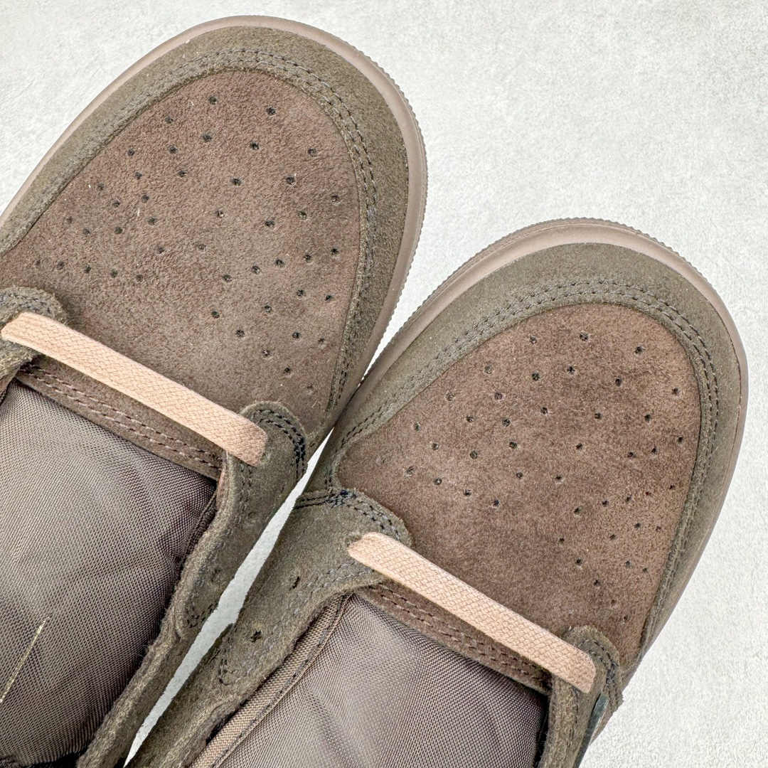 图片[12]-＃FK纯原 Travis Scott x Air Jordan AJ1 Low OG SP TS联名倒钩9.0低帮 黑棕 DM7688-202 外贸高端零售特供批次 产品品控稳定性领先行业 各方面均可对飙L版 良心定价不杀猪 原厂全套原楦原纸板冲刀磨具开发 原厂皮料加持 原厂港宝加持定型后跟R度完美 同源原厂电绣 鬼脸飞翼针数密度立体效果一致 百分百一致原鞋 原厂拉帮工艺 针距密度一致 后跟弧度收口自然不对折 极致一眼正品既视感 进口玻璃冲刀皮料裁剪零毛边 全鞋电脑针车工艺 品控清洁度最高QC检验标准 免检产品 原厂订购鞋盒、鞋标、防尘纸、鞋撑、鞋带 追求极致的原厂味道 尺码：36 36.5 37.5 38 38.5 39 40 40.5 41 42 42.5 43 44 44.5 45 46 47.5 48.5-选品中心