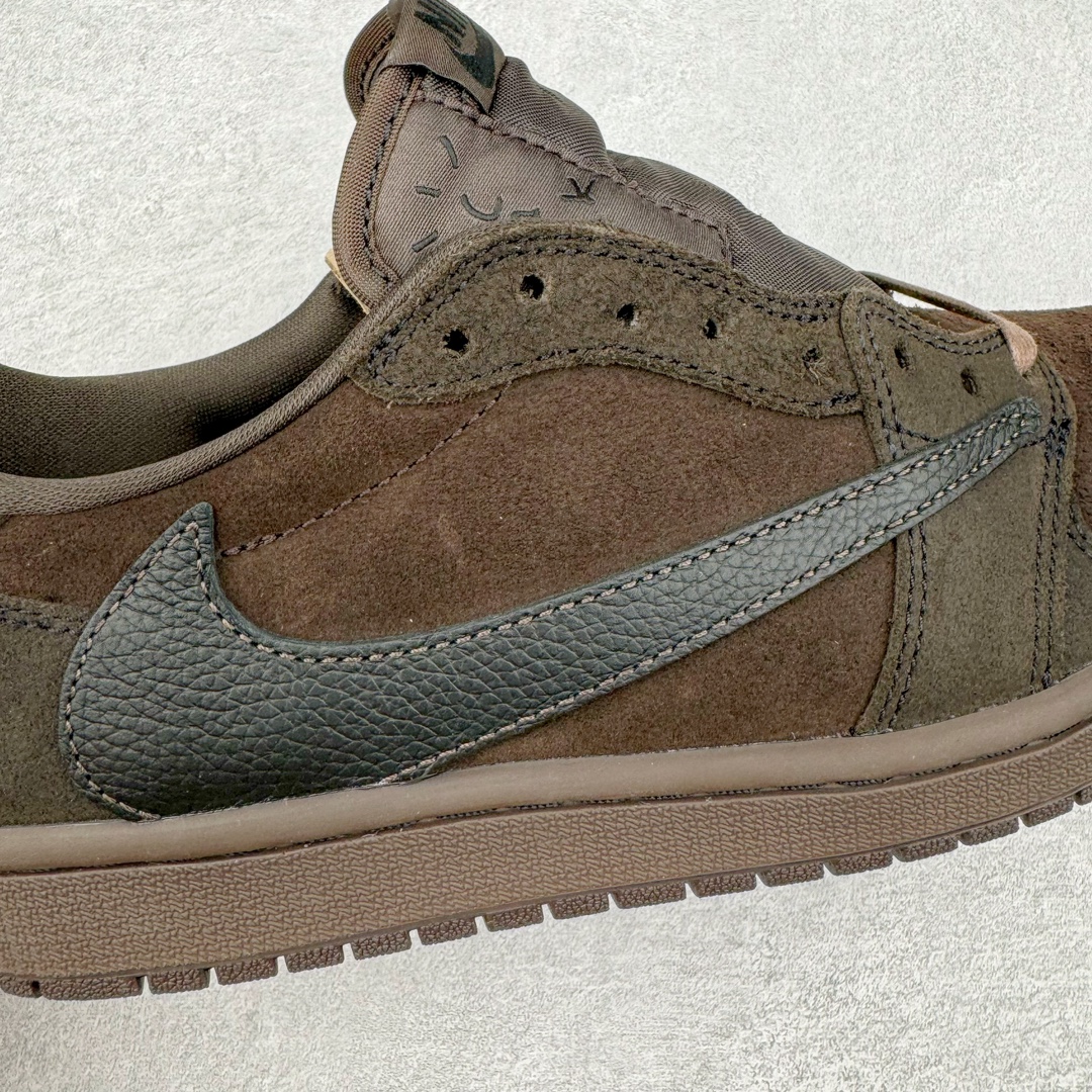 图片[20]-＃FK纯原 Travis Scott x Air Jordan AJ1 Low OG SP TS联名倒钩9.0低帮 黑棕 DM7688-202 外贸高端零售特供批次 产品品控稳定性领先行业 各方面均可对飙L版 良心定价不杀猪 原厂全套原楦原纸板冲刀磨具开发 原厂皮料加持 原厂港宝加持定型后跟R度完美 同源原厂电绣 鬼脸飞翼针数密度立体效果一致 百分百一致原鞋 原厂拉帮工艺 针距密度一致 后跟弧度收口自然不对折 极致一眼正品既视感 进口玻璃冲刀皮料裁剪零毛边 全鞋电脑针车工艺 品控清洁度最高QC检验标准 免检产品 原厂订购鞋盒、鞋标、防尘纸、鞋撑、鞋带 追求极致的原厂味道 尺码：36 36.5 37.5 38 38.5 39 40 40.5 41 42 42.5 43 44 44.5 45 46 47.5 48.5-选品中心