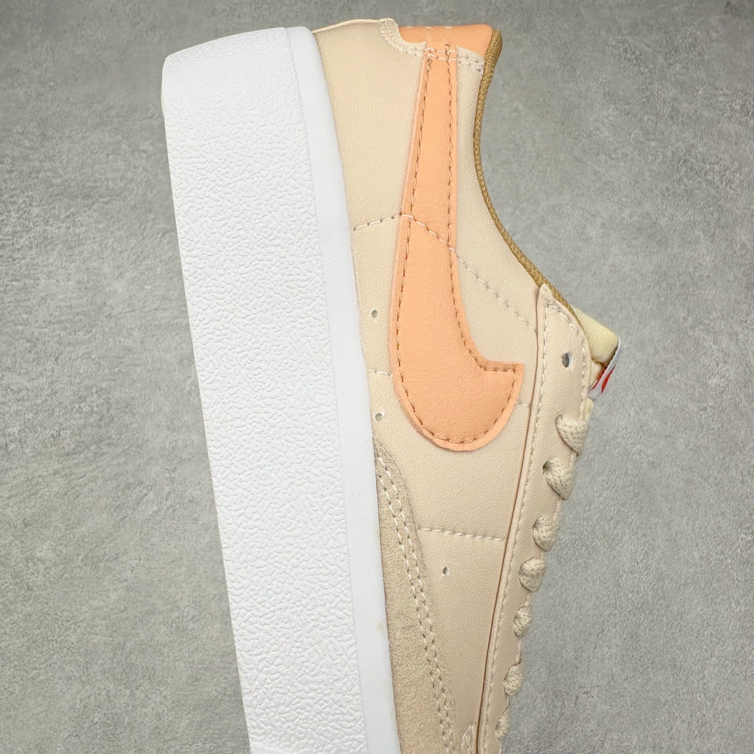 图片[6]-NK Blazer Low \’1977 VNTG SS经典开拓者低帮百搭休闲厚底运动板鞋 采用环保材料的大底 独特的鞋面连者鞋底印刷 演绎出了这个配色的独特风格 眼前的新设计选用皮质 配出当下流行的阴阳元素 呈现属于现代潮流的美感 尺码：36 36.5 37.5 38 38.5 39 40 40.5 41 42 42.5 43 44 44.5 45-选品中心