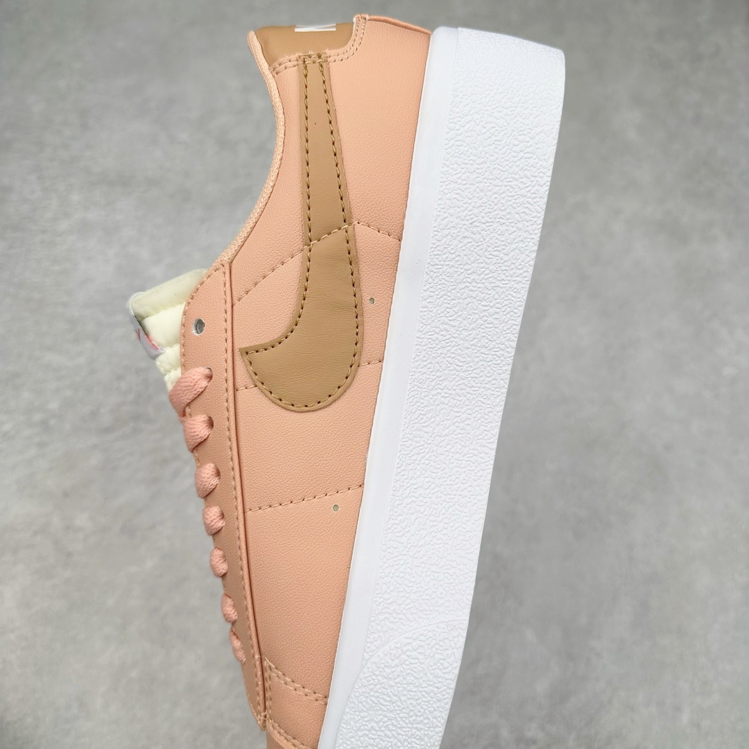 图片[7]-NK Blazer Low \’1977 VNTG SS经典开拓者低帮百搭休闲厚底运动板鞋 采用环保材料的大底 独特的鞋面连者鞋底印刷 演绎出了这个配色的独特风格 眼前的新设计选用皮质 配出当下流行的阴阳元素 呈现属于现代潮流的美感 尺码：36 36.5 37.5 38 38.5 39 40 40.5 41 42 42.5 43 44 44.5 45-选品中心