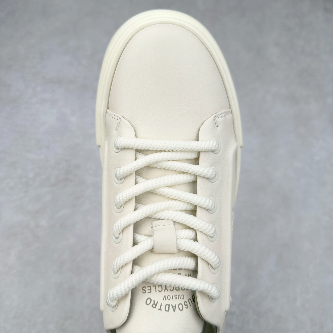 图片[4]-Ecco爱步男鞋秋季新款真皮板鞋 潮流百搭小白鞋 休闲平底板鞋 鞋面采用细腻柔软头层牛皮 轻便透气舒适耐穿 亲肤吸汗舒适内里 防滑防磨 持久干爽 简约粗绳系带 穿脱更加方便 柔韧防滑大底 鞋底立体凹槽 凹凸花纹加持 增强防滑减震性能 匠心工艺 经典百搭 制潮每一步 酷感拉满 尺码：38 39 40 41 42 43（皮鞋码）-选品中心