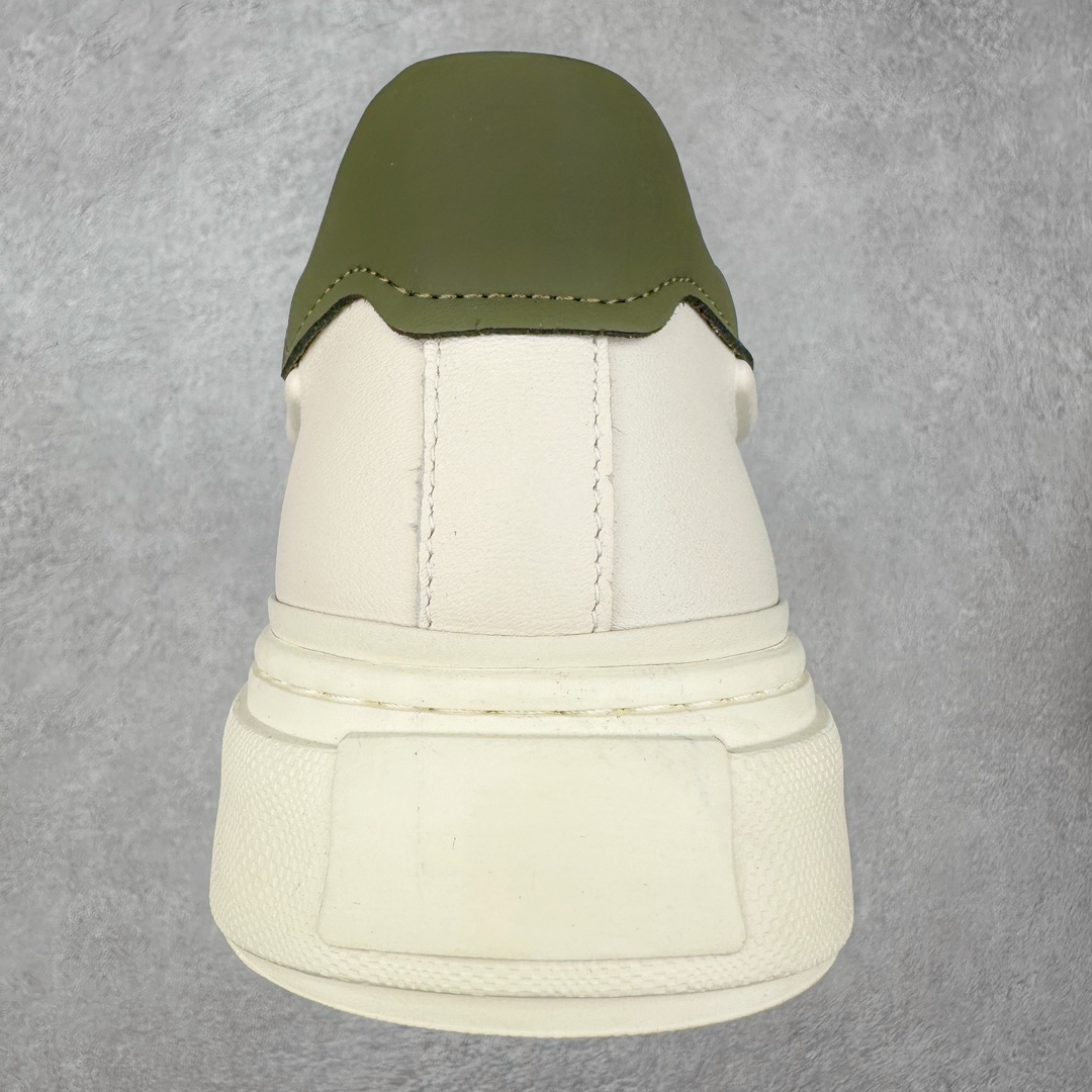 图片[8]-Ecco爱步男鞋秋季新款真皮板鞋 潮流百搭小白鞋 休闲平底板鞋 鞋面采用细腻柔软头层牛皮 轻便透气舒适耐穿 亲肤吸汗舒适内里 防滑防磨 持久干爽 简约粗绳系带 穿脱更加方便 柔韧防滑大底 鞋底立体凹槽 凹凸花纹加持 增强防滑减震性能 匠心工艺 经典百搭 制潮每一步 酷感拉满 尺码：38 39 40 41 42 43（皮鞋码）-选品中心