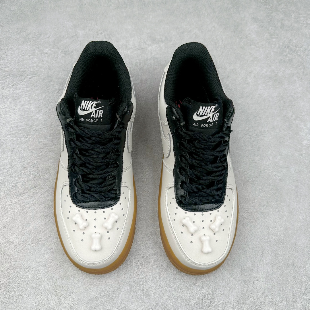 图片[2]-NK Air Force 1´07 Low 空军一号低帮百搭休闲运动板鞋 FQ8714-600 柔软、弹性十足的缓震性能和出色的中底设计 横跨复古与现代的外型结合 造就出风靡全球 三十多年的Force 1 直到今天还深受青睐 尺码：36 36.5 37.5 38 38.5 39 40 40.5 41 42 42.5 43 44 44.5 45-选品中心