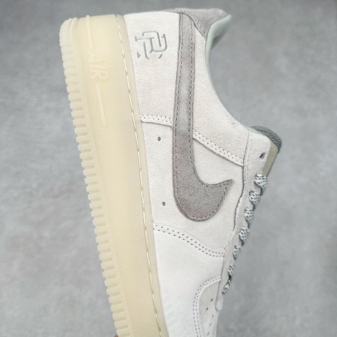 图片[6]-NK Air Force 1´07 Low 空军一号低帮百搭休闲运动板鞋 AA1117-116 柔软、弹性十足的缓震性能和出色的中底设计 横跨复古与现代的外型结合 造就出风靡全球 三十多年的Force 1 直到今天还深受青睐 尺码：36 36.5 37.5 38 38.5 39 40 40.5 41 42 42.5 43 44 44.5 45-选品中心