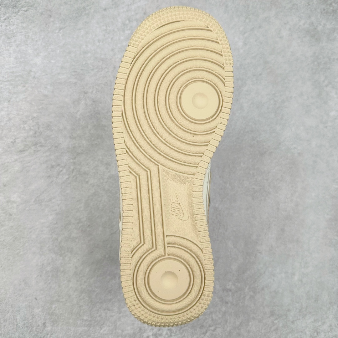 图片[9]-NK Air Force 1´07 Low 空军一号低帮百搭休闲运动板鞋 LV0506-505 柔软、弹性十足的缓震性能和出色的中底设计 横跨复古与现代的外型结合 造就出风靡全球 三十多年的Force 1 直到今天还深受青睐 尺码：36 36.5 37.5 38 38.5 39 40 40.5 41 42 42.5 43 44 44.5 45-选品中心