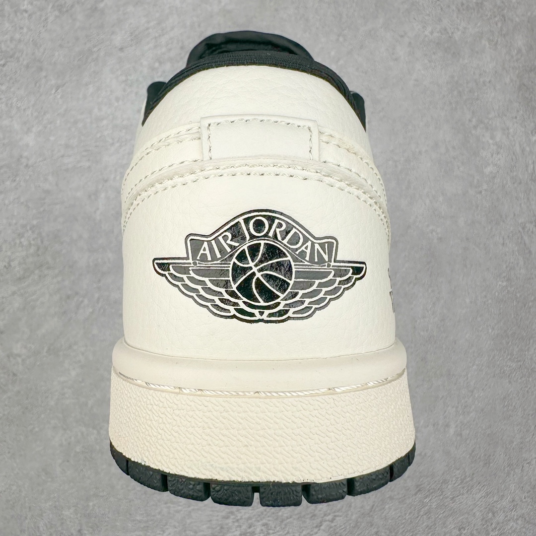 图片[8]-Air Jordan AJ1 Low 低帮系列定制配色 WG8850-006 原厂内置气垫魔块 A模大底 头层小牛皮 鞋舌AJ原厂专用牛津布+AJ专用反口珍珠布+原厂无杂质高弹内里海棉+特殊封边弹力鞋带 尺码：36 36.5 37.5 38 38.5 39 40 40.5 41 42 42.5 43 44 44.5 45 46-选品中心
