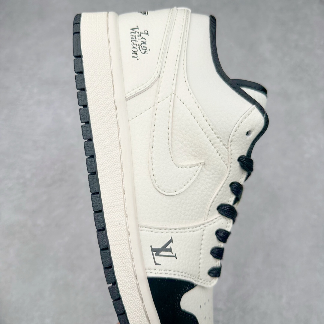 图片[6]-Air Jordan AJ1 Low 低帮系列定制配色 WG8850-006 原厂内置气垫魔块 A模大底 头层小牛皮 鞋舌AJ原厂专用牛津布+AJ专用反口珍珠布+原厂无杂质高弹内里海棉+特殊封边弹力鞋带 尺码：36 36.5 37.5 38 38.5 39 40 40.5 41 42 42.5 43 44 44.5 45 46-选品中心