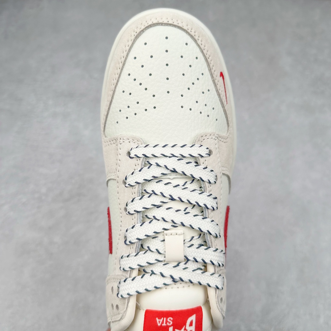 图片[4]-NK Dunk Low 定制配色 CH6336-228 大厂出品 极力推荐 原装头层材料 独家版型蒸餾加工帶來的是更好的视觉和脚感体验大厂纯原品质出货 清洁度 电绣工艺 皮料切割干净无任何毛边 细节完美 尺码：36 36.5 37.5 38 38.5 39 40 40.5 41 42 42.5 43 44 44.5 45 46 47.5-选品中心