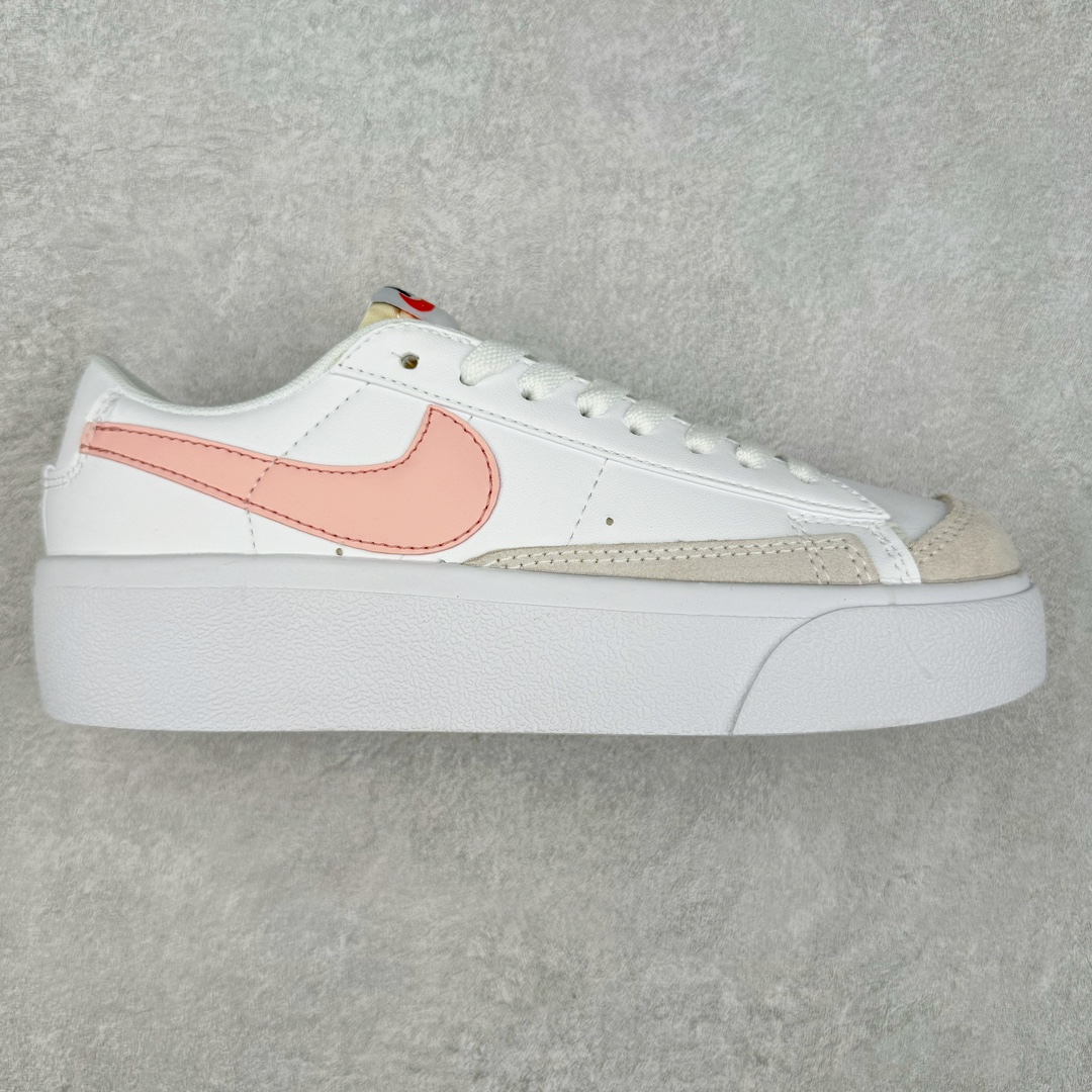 NK Blazer Low \’1977 VNTG SS经典开拓者低帮百搭休闲厚底运动板鞋 采用环保材料的大底 独特的鞋面连者鞋底印刷 演绎出了这个配色的独特风格 眼前的新设计选用皮质 配出当下流行的阴阳元素 呈现属于现代潮流的美感 尺码：36 36.5 37.5 38 38.5 39 40 40.5 41 42 42.5 43 44 44.5 45-选品中心