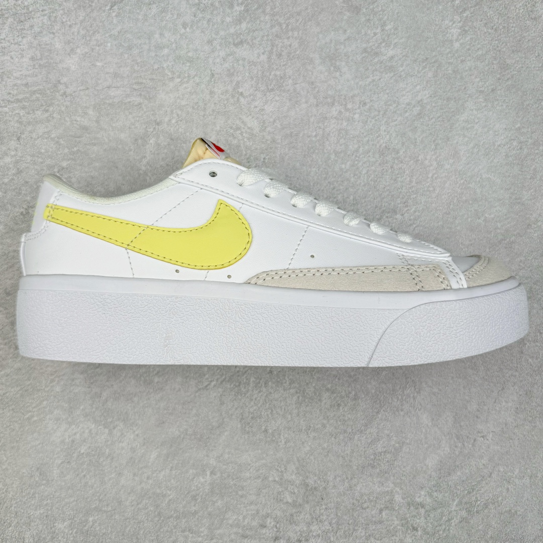 NK Blazer Low \’1977 VNTG SS经典开拓者低帮百搭休闲厚底运动板鞋 采用环保材料的大底 独特的鞋面连者鞋底印刷 演绎出了这个配色的独特风格 眼前的新设计选用皮质 配出当下流行的阴阳元素 呈现属于现代潮流的美感 尺码:36 36.5 37.5 38 38.5 39 40 40.5 41 42 42.5 43 44 44.5 45-选品中心