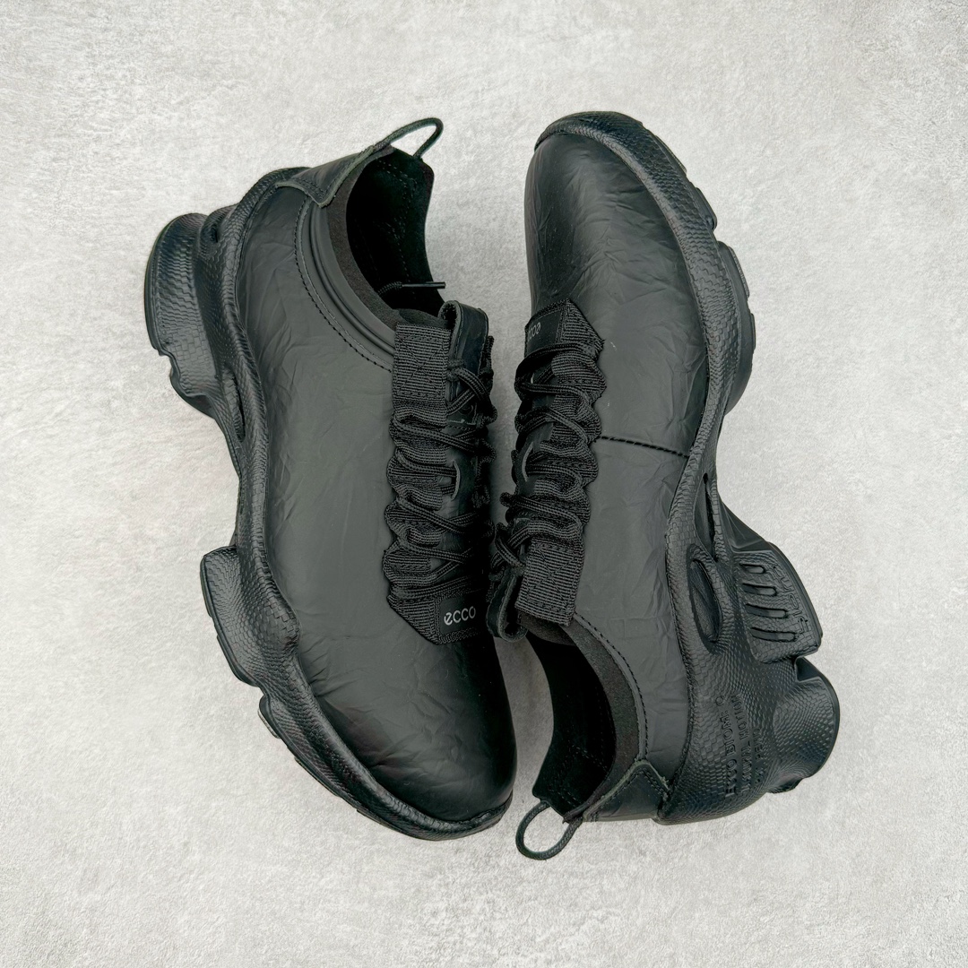 图片[3]-ECCO爱步2024年新款户外鞋防水透气越野跑鞋 健步踪迹系列 鞋面设有GORE-TEX防水薄膜 给你贴心防水保护 防水透气 直接注塑工艺连接鞋面与鞋底 一体成型 合脚稳固 BIOM自然律动科技鞋楦 符合人体工学 长效缓震带来裸足体验 橡胶大底 结合橡胶凸起鞋钉设计 适应多种地形 提供强劲抓地力与耐磨性 稳定支撑 越野无束 尺码：39 40 41 42 43 44（正常码）-选品中心
