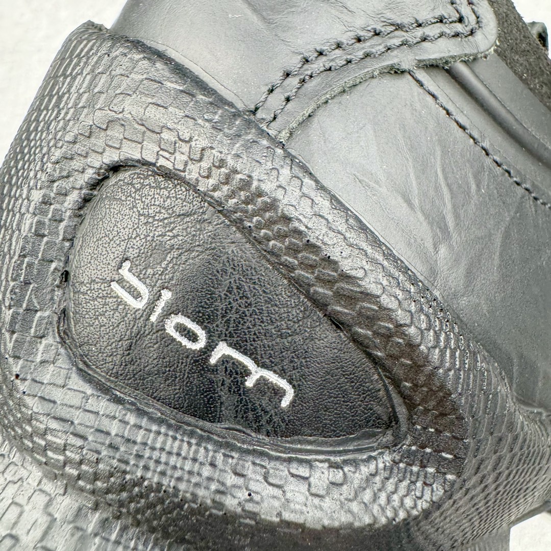 图片[14]-ECCO爱步2024年新款户外鞋防水透气越野跑鞋 健步踪迹系列 鞋面设有GORE-TEX防水薄膜 给你贴心防水保护 防水透气 直接注塑工艺连接鞋面与鞋底 一体成型 合脚稳固 BIOM自然律动科技鞋楦 符合人体工学 长效缓震带来裸足体验 橡胶大底 结合橡胶凸起鞋钉设计 适应多种地形 提供强劲抓地力与耐磨性 稳定支撑 越野无束 尺码：39 40 41 42 43 44（正常码）-选品中心