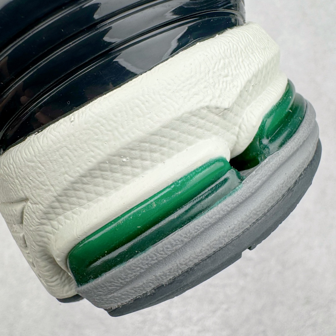 图片[13]-＃M纯原 New Balance M1906AD 灰银 NB新百伦潮流复古织物皮革减震防滑耐磨轻便低帮跑步鞋 原档数据独立私模大底 唯一正确六层组合大底 RB前软后硬 百分百还原原鞋脚感 基于市场现有版本全新升级调整 NB市场最强产物 全网最全配色加持 全套原楦原纸板原厂数据开发 全鞋电脑针车加持 原厂网布 原装进口头层翻毛皮料正确绒感卡色 正确中底拉帮中底网布细节 一比一手工擦旧效果 冲裁组合 匠心打造 耗时两个月开发完成 工艺极其复杂难度可想而知 高端零售专供产物 尺码：36 37 37.5 38 38.5 39.5 40 40.5 41.5 42 42.5 43 44 44.5 45 45.5 46.5 47-选品中心