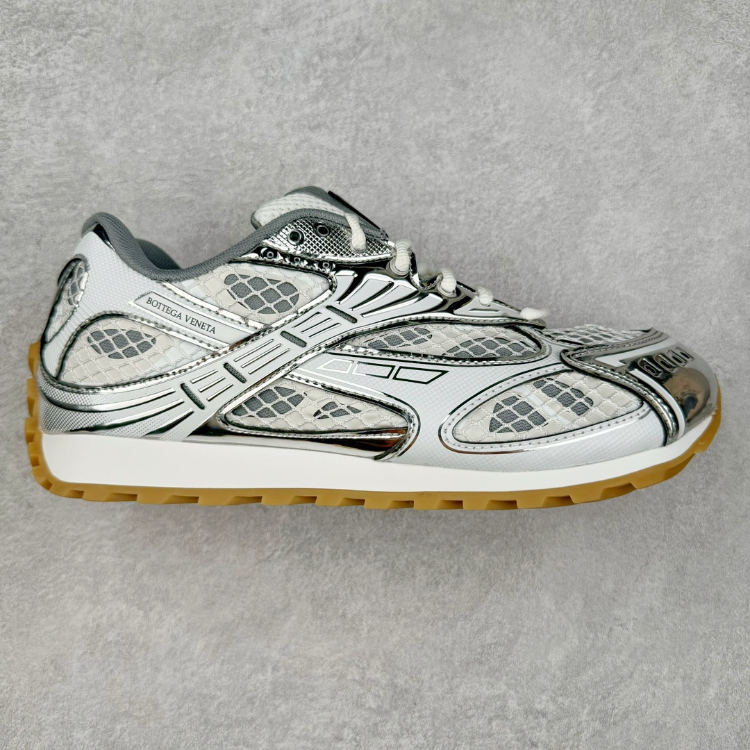 ＃GD广顶 BOTTEGA VENETA Orbit Runner BV葆蝶家时尚休闲王一博同款老爹鞋运动鞋 原版开发 一比一打造 相似度百分之99以上 市场一梯队级别品质 区别市场任何标文顶级品质版本 采用轻质科技网布面料 搭配几何图案设计橡胶外底 王炸系列 高版本 认准套包工艺 实际增高很多哦 还是一样显腿细非常nice 耐玩耐造 对标对版 套包鞋工艺 认准高版本 大底选用拼色TPU大底 配置原版包装 尺码：35 36 37 38 39 40 41 42 43 44 45-选品中心