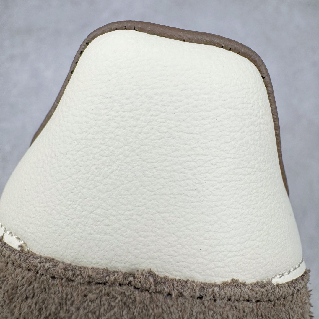 图片[13]-＃C版纯原 AD Originals Handball SPZL 手球运动员系列百搭休闲运动板鞋 IF6490 这款来自阿迪达斯的这款HANDBALL SPZL前身是一双手球运动鞋，这一次拿来复刻，所以鞋面的主要色彩选用了黑色， 鞋面外侧除了Spezial字母之外还有三叶草标志。Handball SPZL作为复古手球训练鞋与作为室内足球鞋的Samba有着异曲同工之处，但是质感更为出众的鞋身以及丰富的配色选择比起Samba来讲可以说是更胜一筹了！尺码：36 36⅔ 37⅓ 38 38⅔ 39⅓ 40 40⅔ 41⅓ 42 42⅔ 43⅓ 44 45-选品中心