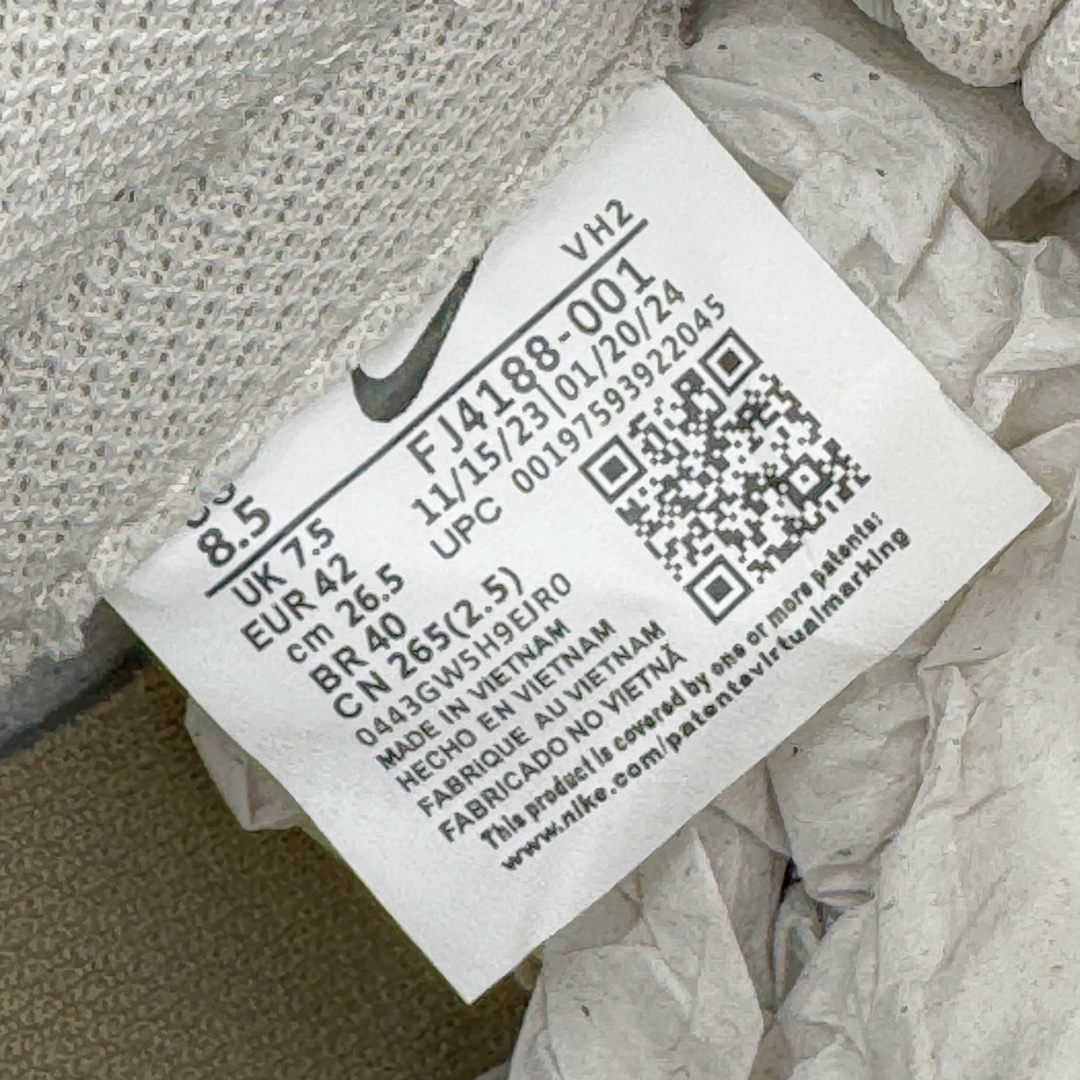 图片[12]-＃YC纯原 NK Dunk Low 古唐印花 FJ4188-001 定制系列天花板 无原鞋不开发 全系列得物原鞋一比一校对开发 配色持续更新中 终端对接 优势输出 全套原厂楦头原纸板数据档案倾力打造 原汁原味莞产 极致还原 圈内最强针车工艺 高端零售指定版 广东原厂配套原盒原标 鞋盒分三个尺码段 原厂冲刀 超高清洁度 全鞋零毛边皮料切割 采用原厂百宏鞋带以及原厂百宏织唛舌标 内标可供原厂几率过验 进口原装条纹中底布 四线拉帮白色点胶 原厂拉帮手法遵循公司 原厂电绣 极致还原 尺码：35.5 36 36.5 37.5 38 38.5 39 40-选品中心