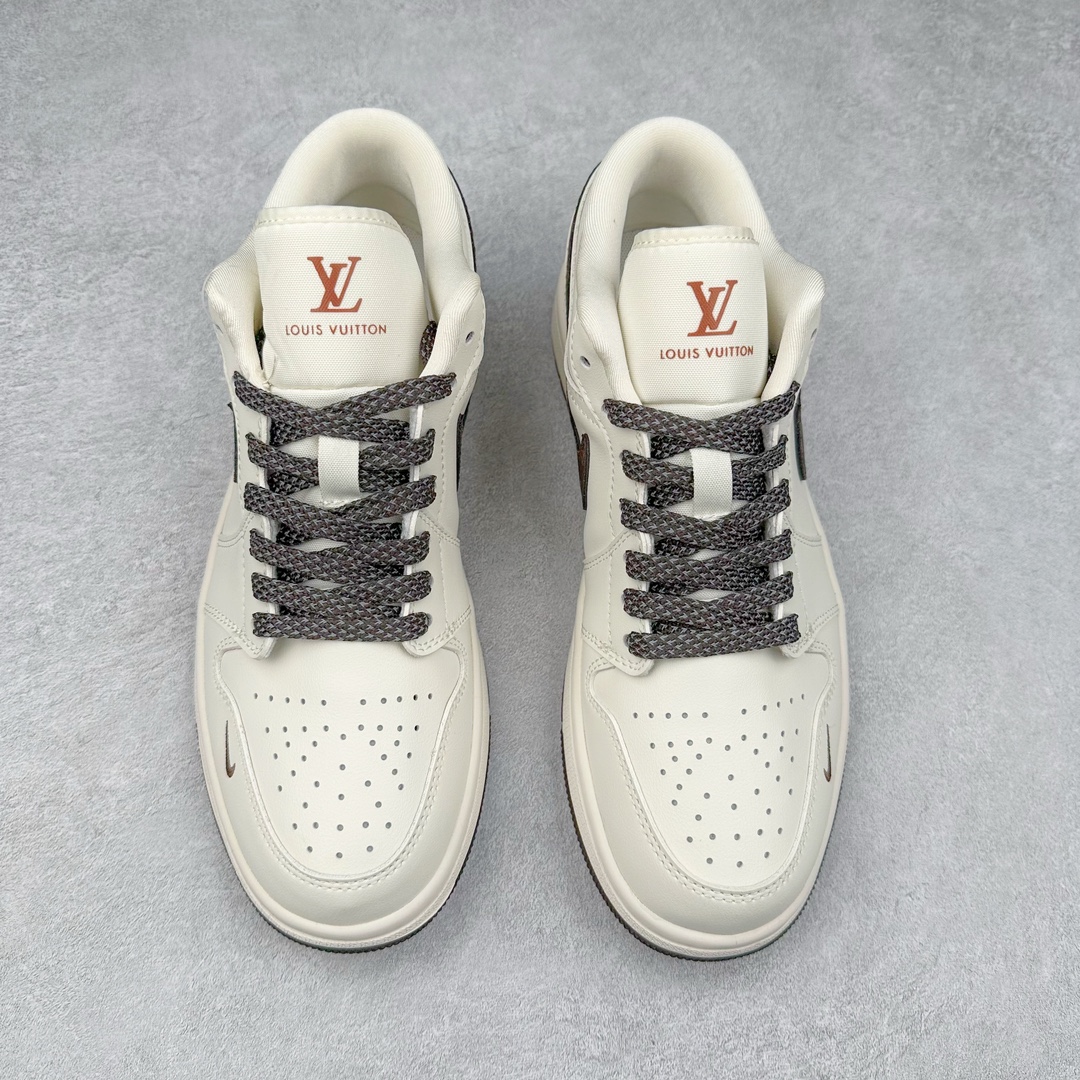 图片[2]-Air Jordan AJ1 Low 低帮系列定制配色 WG8850-004 原厂内置气垫魔块 A模大底 头层小牛皮 鞋舌AJ原厂专用牛津布+AJ专用反口珍珠布+原厂无杂质高弹内里海棉+特殊封边弹力鞋带 尺码：36 36.5 37.5 38 38.5 39 40 40.5 41 42 42.5 43 44 44.5 45 46-选品中心