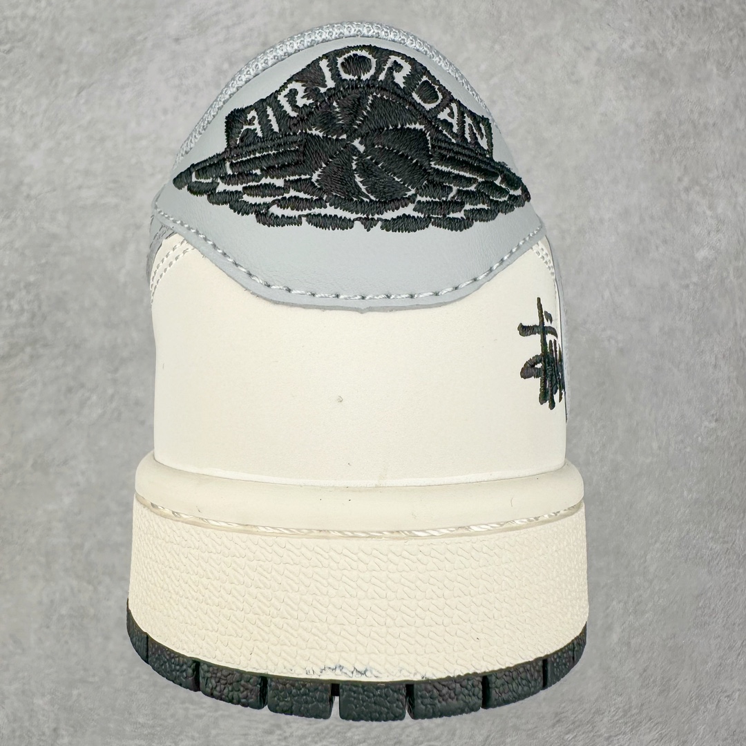 图片[8]-TS x Air Jordan AJ1 Low 倒钩低帮联名定制配色 SJ2068-122 原厂内置气垫魔块 A模大底 头层小牛皮 鞋舌AJ原厂专用牛津布+AJ专用反口珍珠布+原厂无杂质高弹内里海棉+特殊封边弹力鞋带 尺码：36 36.5 37.5 38 38.5 39 40 40.5 41 42 42.5 43 44 44.5 45 46 47.5-选品中心