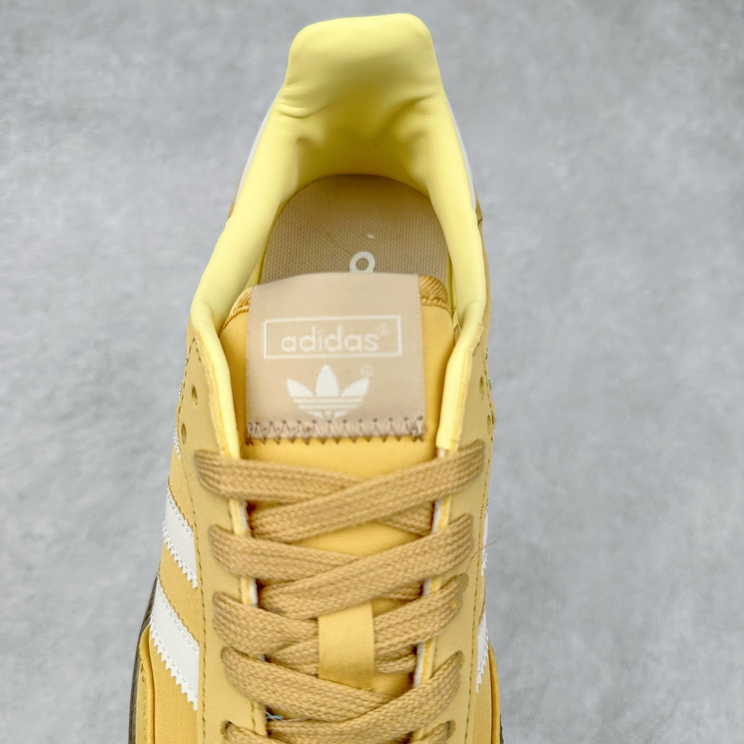 图片[5]-＃福利特价 AD Original Samba OG 复古经典轻便板鞋 这款桑巴鞋展示了高质量的工艺 带有装饰的超锁缝制和无缝的手感 柔软、柔软的皮革造型和标志性的3条纹完成了精致的外观 正规合身鞋带 鞋面上有绒面鞋垫 橡胶鞋底 享受正畸套筒软感 自50年代首次亮相以来就一直在赢得粉丝的青睐 尺码：36 36.5 37 38 38.5 39 40 40.5 41 42 42.5 43 44 44.5 45-选品中心